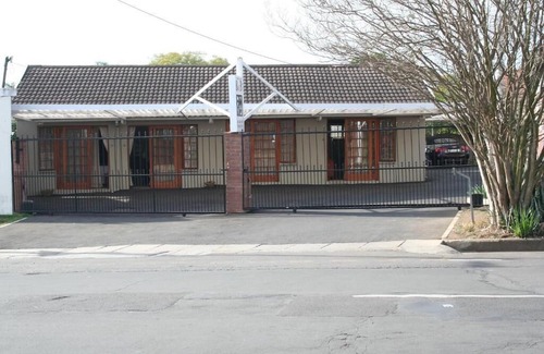 Scottsville Hotel | Thembelihle Guest House