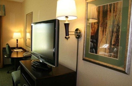 Brentwood Hotel | Hampton Inn Brentwood