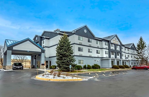Bayberry Hotel | Comfort Inn & Suites