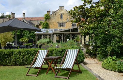 Moreton-in-Marsh Hotel | The Manor House Hotel