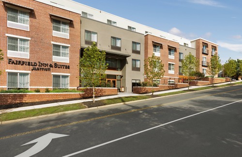 Fifeville Hotel | Fairfield Inn & Suites by Marriott Charlottesville Downtown/University Area