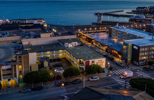 Fisherman's Wharf Hotel | The Wharf Inn