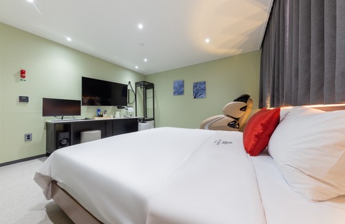 Bongmyeong-dong Hotel | Daejeon Yuseong Hotel Demer