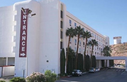 Mission Hills Hotel | Railroad Pass Hotel and Casino