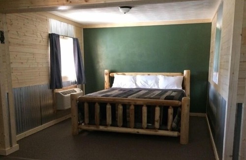 Lewistown Hotel | Big Horse Inn and Suites