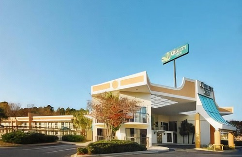 Selma Hotel | Quality Inn Selma