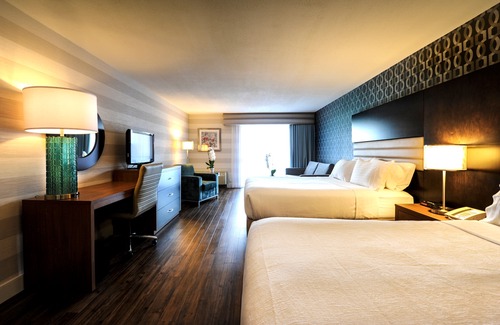 Fallsview Hotel | Holiday Inn Niagara Falls-by the Falls, an Ihg Hotel