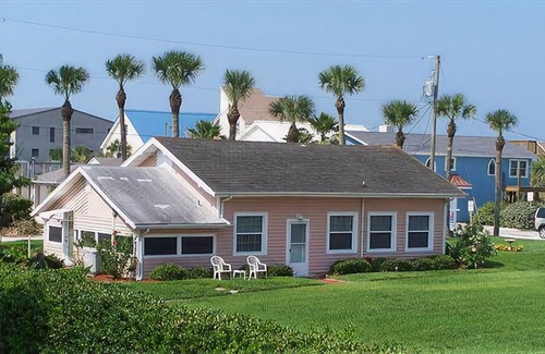St. Augustine Beach Hotel | Beachfront Bed & Breakfast