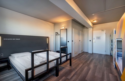 St. Vinzenz Hotel | a&o Munchen Hackerbrücke