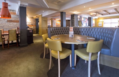 Havering Hotel | London Romford (Mercury Gardens)