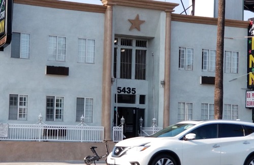 Little Armenia Hotel | Hollywood Stars Inn