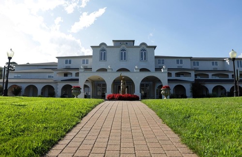 Egg Harbor City Hotel | Chateau Renault