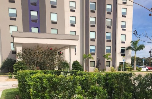 Fruitville Hotel | Magnolia Pointe, BW Signature Collection