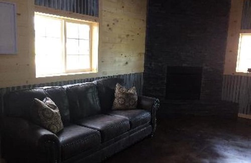 Lewistown Hotel | Big Horse Inn and Suites