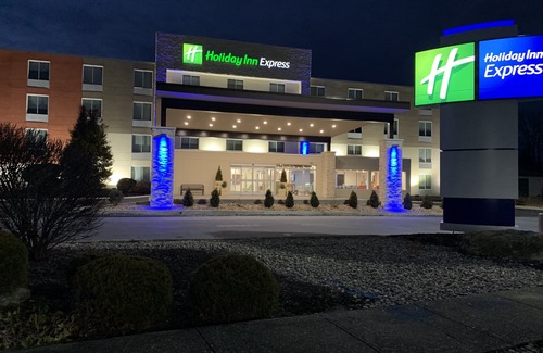 Allentown Hotel | Holiday Inn Express - Allentown North, an Ihg Hotel