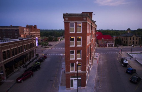 Pawhuska Hotel | Frontier Hotel Pawhuska