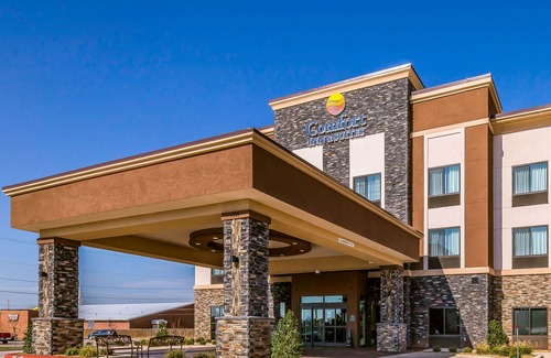 Moore Hotel | Comfort Inn & Suites Moore - Oklahoma City
