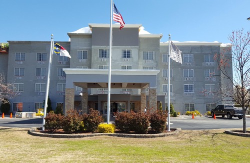 Goldsboro Hotel | Country Inn & Suites by Radisson, Goldsboro, NC