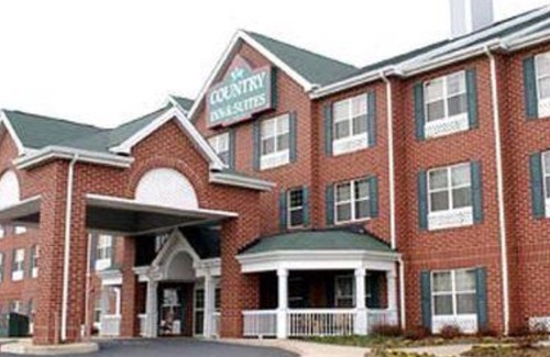 Lakeview Hotel | Holiday Inn Express & Suites Manassas, an Ihg Hotel