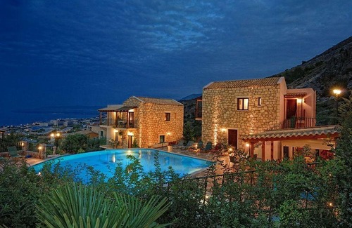 Koutouloufari Hotel | Marni Village
