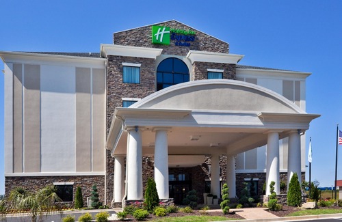 Fairburn Hotel | Holiday Inn Express Hotel & Suites Fairburn, an Ihg Hotel