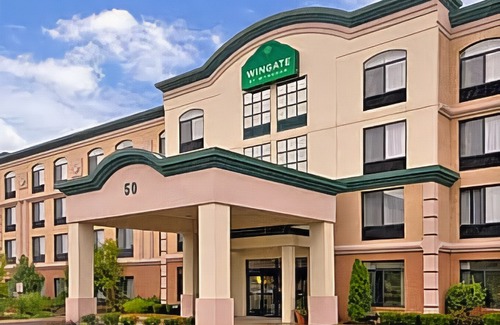 Schaumburg Hotel | Wingate by Wyndham Schaumburg/Convention Center