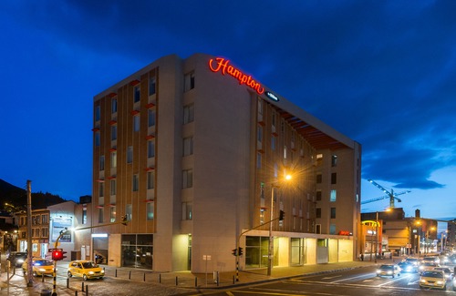 Usaquen Hotel | Hampton by Hilton Bogota Usaquen