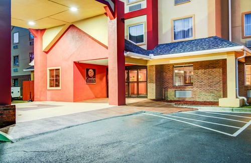 Macon Hotel | Comfort Inn & Suites Macon North I-75