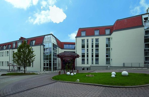 Freyburg Hotel | Weinberghotel Edelacker