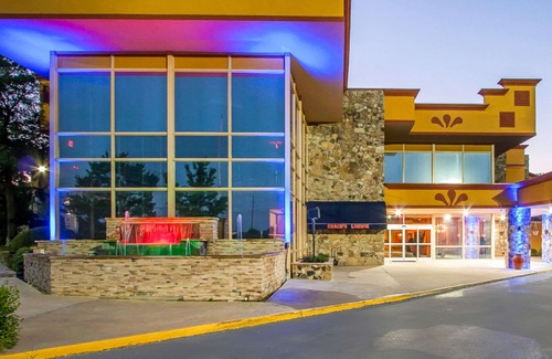 Auburn Hotel | Clarion Inn & Suites University Center