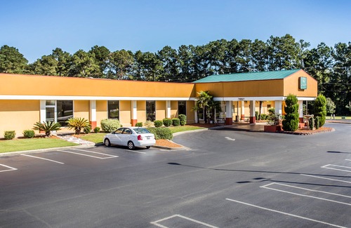 Walterboro Hotel | Baymont by Wyndham Walterboro