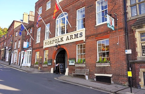 Arundel Hotel | Norfolk Arms Hotel