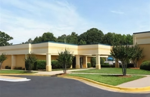 Toddville Road Hotel | Days Inn by Wyndham Charlotte Airport North