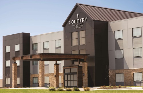 Lawrence Hotel | Country Inn & Suites by Radisson Lawrence