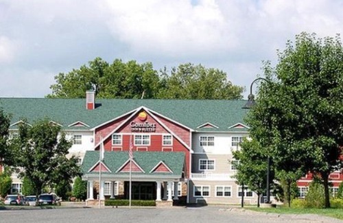Great Barrington Hotel | Fairfield Inn & Suites by Marriott Great Barrington Lenox/Berkshires