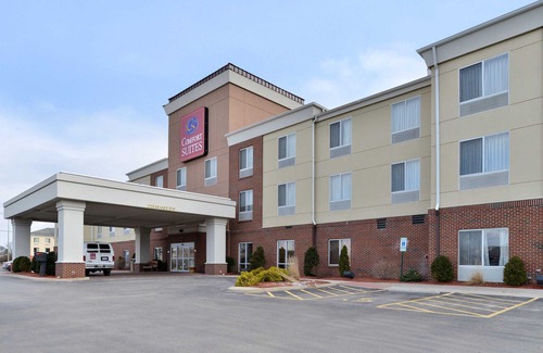 Urbana Hotel | Comfort Suites Urbana Champaign, University Area