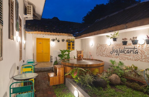 Prawirotaman Hotel | Wonderloft Hostel Jogja