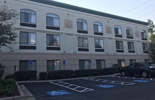 Gracewood Hotel | Wingate by Wyndham Augusta/Fort Gordon