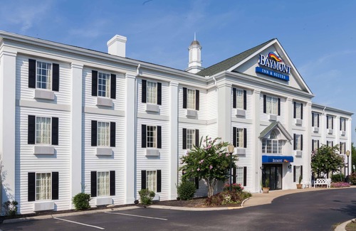Columbia Hotel | Baymont by Wyndham Columbia Maury
