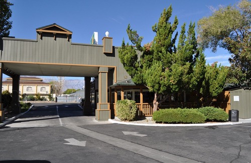 Bishop Hotel | Vagabond Inn Bishop