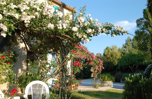 Monterubbiano Hotel | B&B Vento di Rose