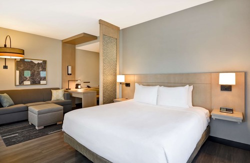 Raisin Hotel | Hyatt Place Fresno