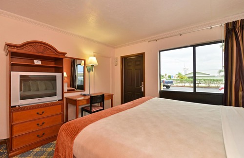 Okeechobee Hotel | Budget Inn of Okeechobee