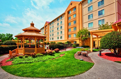 Winston - Salem Hotel | La Quinta by Wyndham Winston-Salem