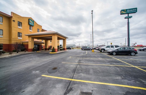 Litchfield Hotel | Quality Inn Litchfield Route 66