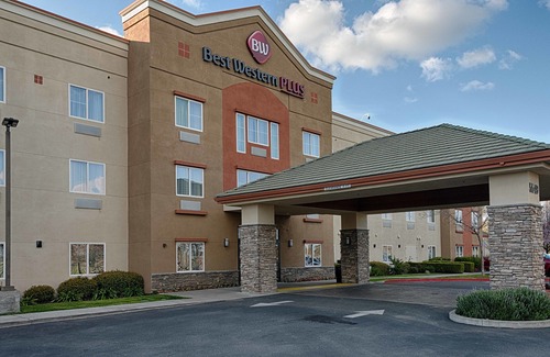 Oakley Hotel | Best Western Plus Delta Inn & Suites