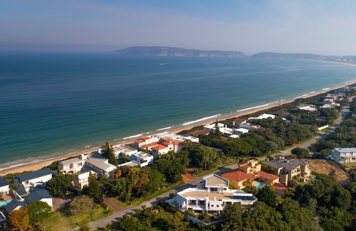 Robberg Beach Hotel | Limoni Luxury Suites