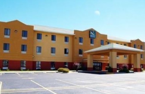 Litchfield Hotel | Quality Inn Litchfield Route 66