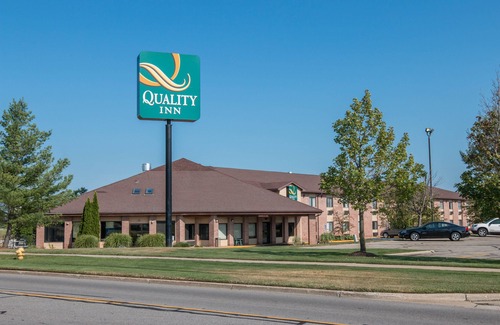 Hudsonville Hotel | Quality Inn Hudsonville