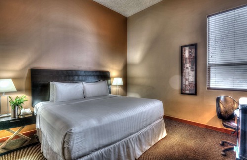 Grande Prairie Hotel | Podollan Inn & Spa - Grande Prairie
